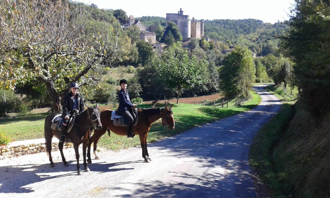 فيلا Ferme Equestre Des Abrons Pailloles المظهر الخارجي الصورة